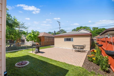 Tiny photo for 5704 N Major Avenue, Chicago, IL 60646 (MLS # 12716755)
