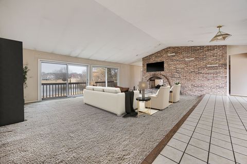 Tiny photo for 13 Lexington Road, South Barrington, IL 60010 (MLS # 12584992)