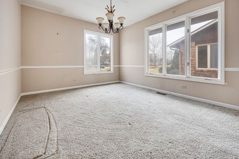 Tiny photo for 13 Lexington Road, South Barrington, IL 60010 (MLS # 12584992)