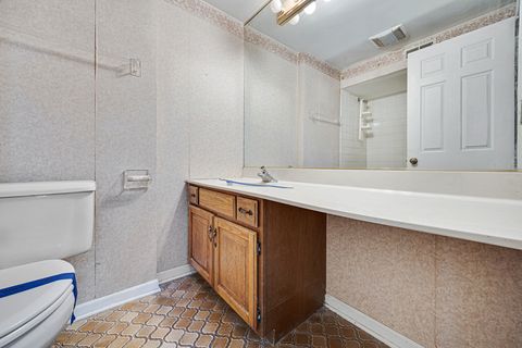 Tiny photo for 13 Lexington Road, South Barrington, IL 60010 (MLS # 12584992)