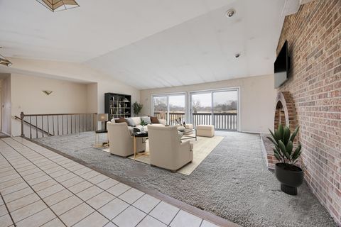 Tiny photo for 13 Lexington Road, South Barrington, IL 60010 (MLS # 12584992)