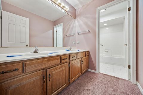 Tiny photo for 13 Lexington Road, South Barrington, IL 60010 (MLS # 12584992)