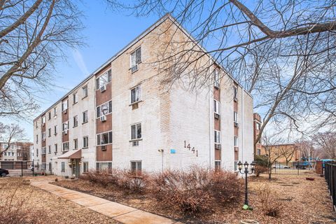 Photo of 1441 W Farwell Avenue #3C, Chicago, IL 60626 (MLS # 12662508)