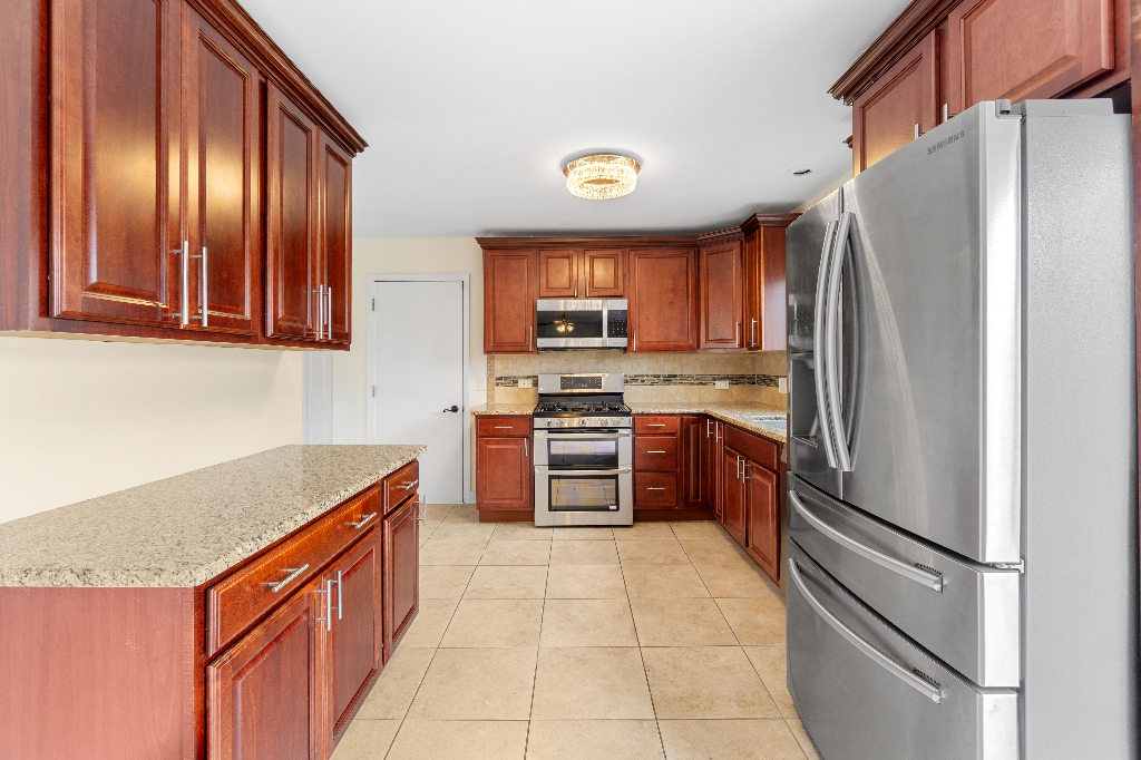 6658 Foxworth Lane