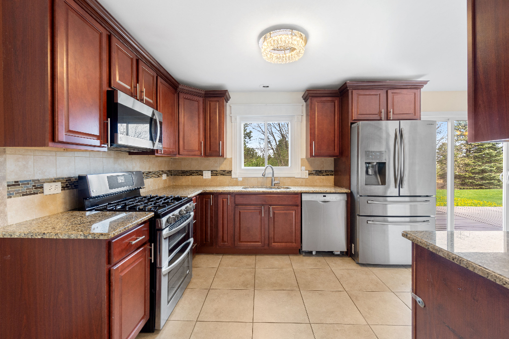 6658 Foxworth Lane