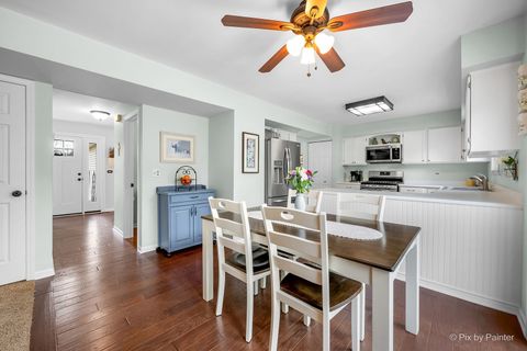 Tiny photo for 1567 Haines Drive, Batavia, IL 60510 (MLS # 12616529)