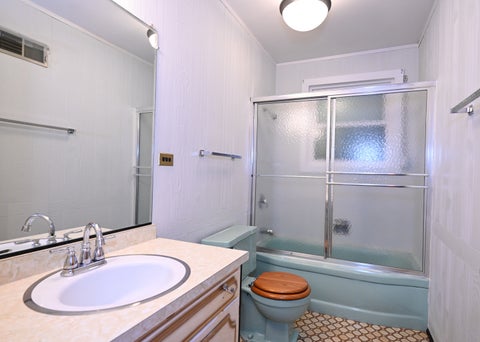 Tiny photo for 1704 S Washington Avenue, Park Ridge, IL 60068 (MLS # 12742996)