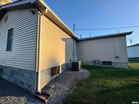 Tiny photo for 216 S HUBBARD Avenue, Goreville, IL 62939 (MLS # QC4269750)