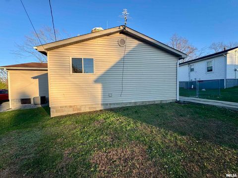 Tiny photo for 216 S HUBBARD Avenue, Goreville, IL 62939 (MLS # QC4269750)