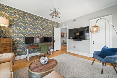 Tiny photo for 740 W Hutchinson Street, Chicago, IL 60613 (MLS # 12604489)