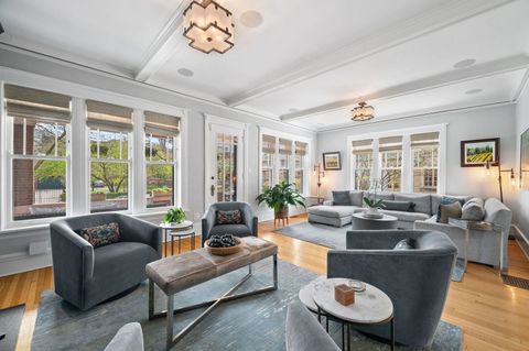 Tiny photo for 740 W Hutchinson Street, Chicago, IL 60613 (MLS # 12604489)