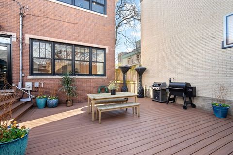 Tiny photo for 740 W Hutchinson Street, Chicago, IL 60613 (MLS # 12604489)
