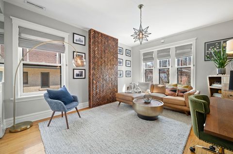 Tiny photo for 740 W Hutchinson Street, Chicago, IL 60613 (MLS # 12604489)