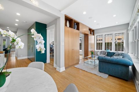 Tiny photo for 740 W Hutchinson Street, Chicago, IL 60613 (MLS # 12604489)