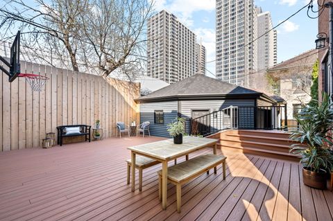 Tiny photo for 740 W Hutchinson Street, Chicago, IL 60613 (MLS # 12604489)