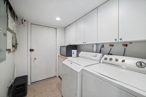 Tiny photo for 740 W Hutchinson Street, Chicago, IL 60613 (MLS # 12604489)