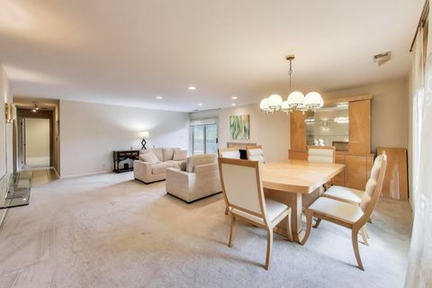 Tiny photo for 1220 Rudolph Road #3A, Northbrook, IL 60062 (MLS # 12490037)