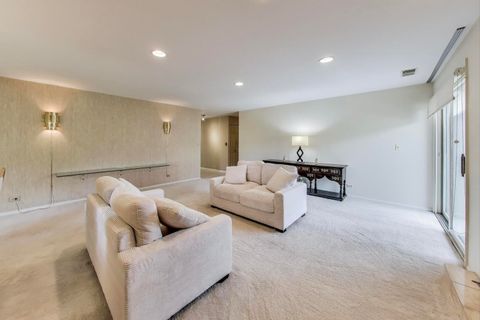 Tiny photo for 1220 Rudolph Road #3A, Northbrook, IL 60062 (MLS # 12490037)