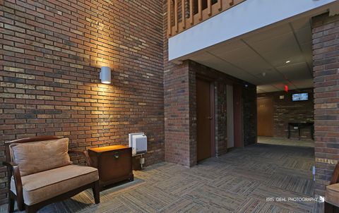 Tiny photo for 150 Red Top Drive #304, Libertyville, IL 60048 (MLS # 12475867)