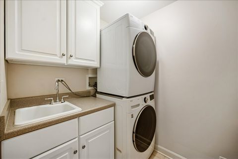 Tiny photo for 2710 Langley Circle, Glenview, IL 60025 (MLS # 12557070)