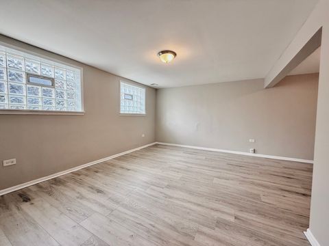 Tiny photo for 17213 Springtide Lane, Hazel Crest, IL 60429 (MLS # 12564481)