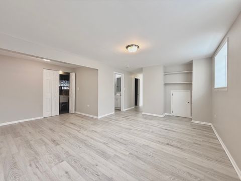 Tiny photo for 17213 Springtide Lane, Hazel Crest, IL 60429 (MLS # 12564481)