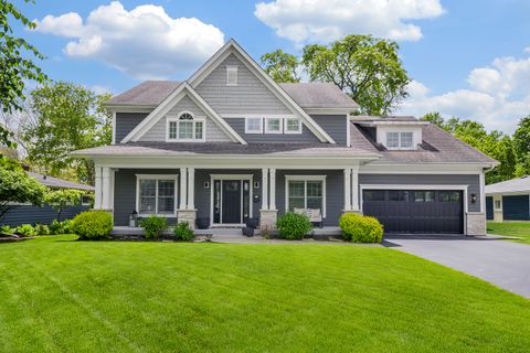Photo of 722 Bridle Lane, Wheaton, IL 60187 (MLS # 12654678)