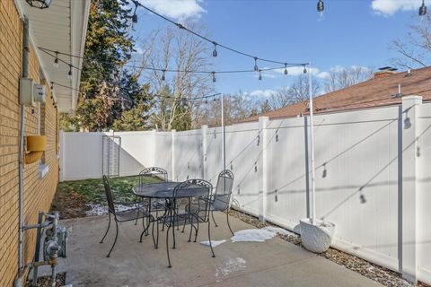 Tiny photo for 11 Normandy Place, Champaign, IL 61821 (MLS # 12545947)