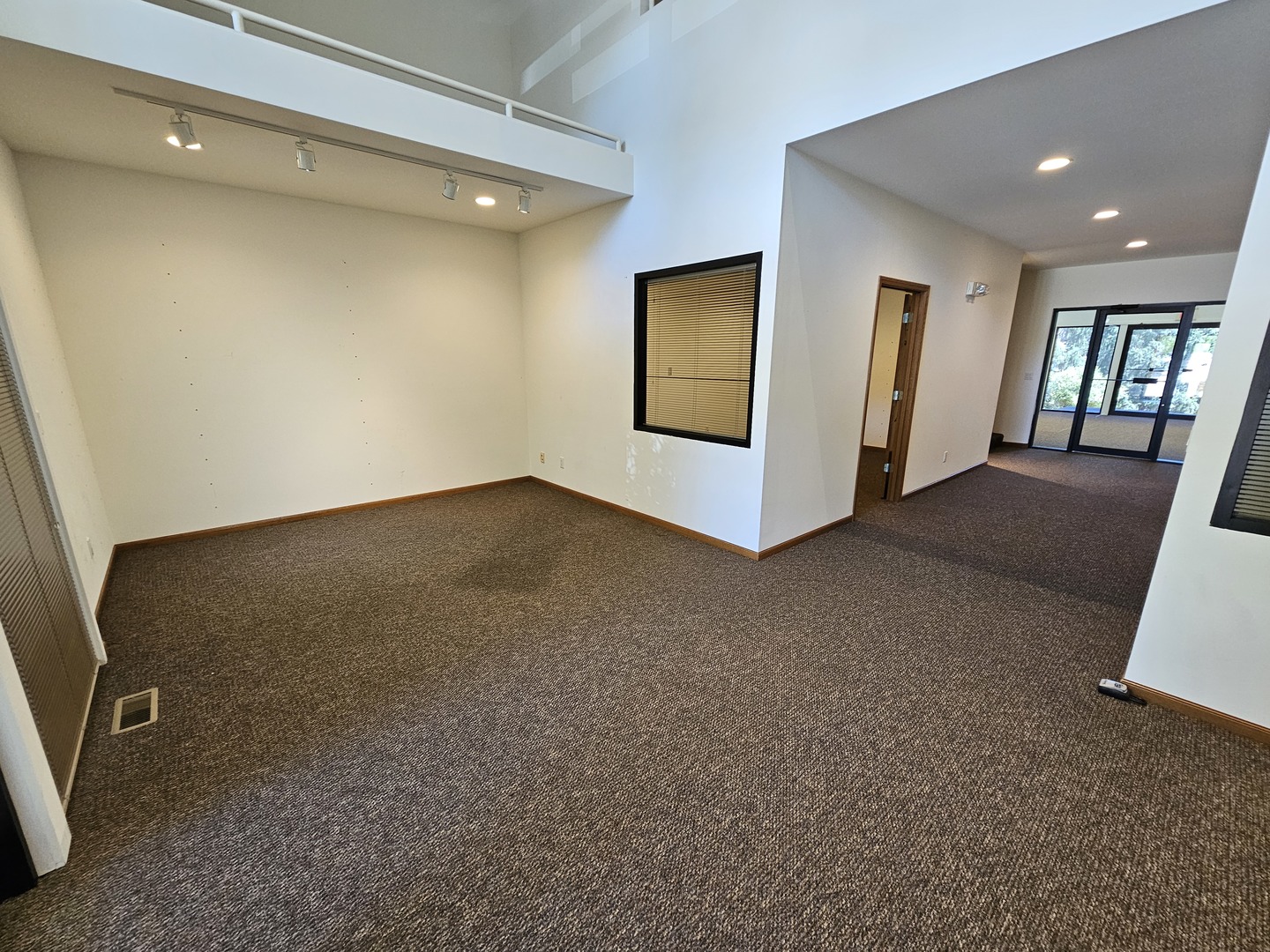 2902 Crossing Court B