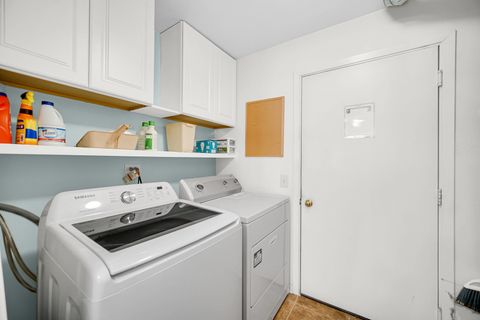 Tiny photo for 1145 E Cambria Lane S #1145, Lombard, IL 60148 (MLS # 12595105)