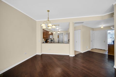 Tiny photo for 1145 E Cambria Lane S #1145, Lombard, IL 60148 (MLS # 12595105)