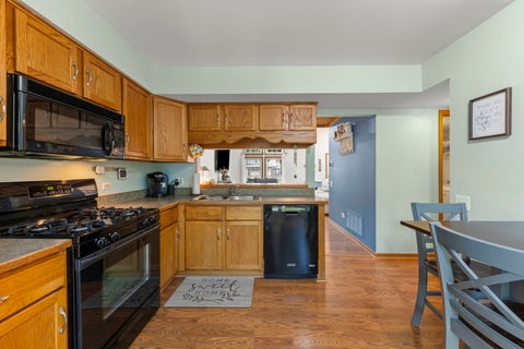 Tiny photo for 14743 Lakeview Drive, Orland Park, IL 60462 (MLS # 12749419)