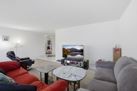 Tiny photo for 5701 N Sheridan Road #3E, Chicago, IL 60660 (MLS # 12607951)