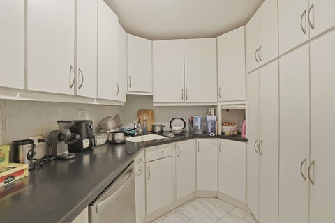Tiny photo for 5701 N Sheridan Road #3E, Chicago, IL 60660 (MLS # 12607951)