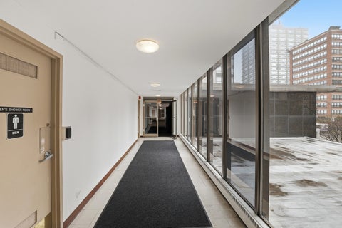 Tiny photo for 5701 N Sheridan Road #3E, Chicago, IL 60660 (MLS # 12607951)