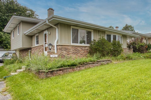 Tiny photo for 256 N Grace Street, Lombard, IL 60148 (MLS # 12729744)