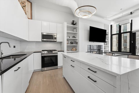 Tiny photo for 333 W Hubbard Street #1010, Chicago, IL 60654 (MLS # 12722565)