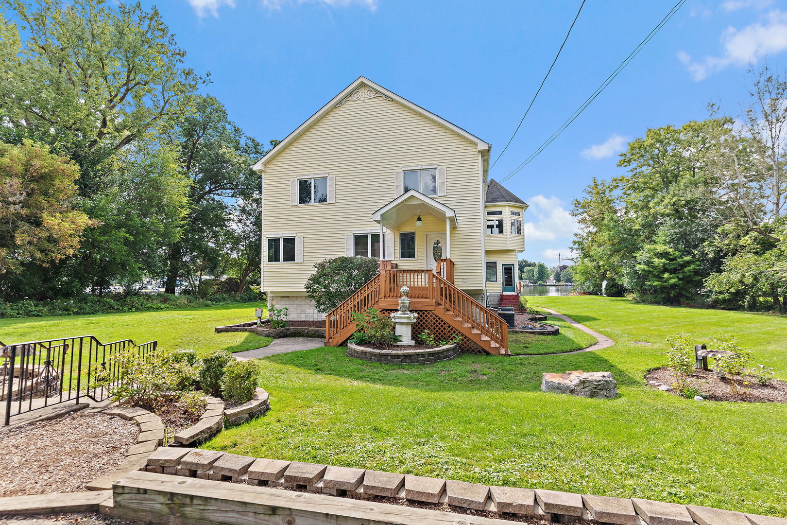 1301 Tower Lane