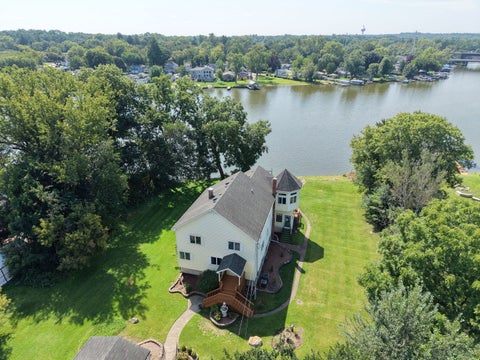 Photo of 1301 Tower Lane, Cary, IL 60013 (MLS # 12745102)