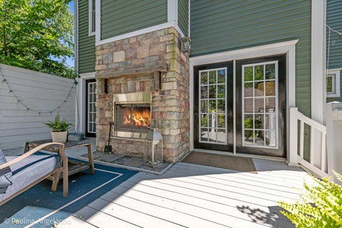 Tiny photo for 318 W Lake Street, Barrington, IL 60010 (MLS # 12717913)