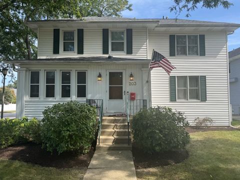 203 S Lombard Avenue, Lombard, IL 60148 - #: 12555139