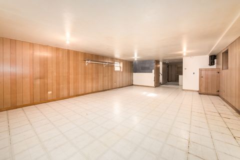 Tiny photo for 2719 N Nordica Avenue, Chicago, IL 60707 (MLS # 12442334)