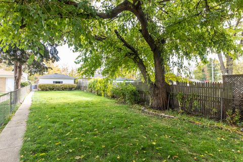 Tiny photo for 2719 N Nordica Avenue, Chicago, IL 60707 (MLS # 12442334)