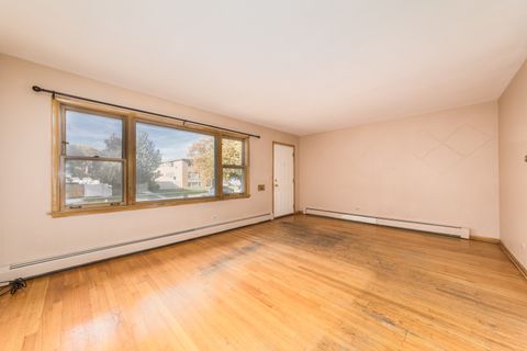 Tiny photo for 2719 N Nordica Avenue, Chicago, IL 60707 (MLS # 12442334)