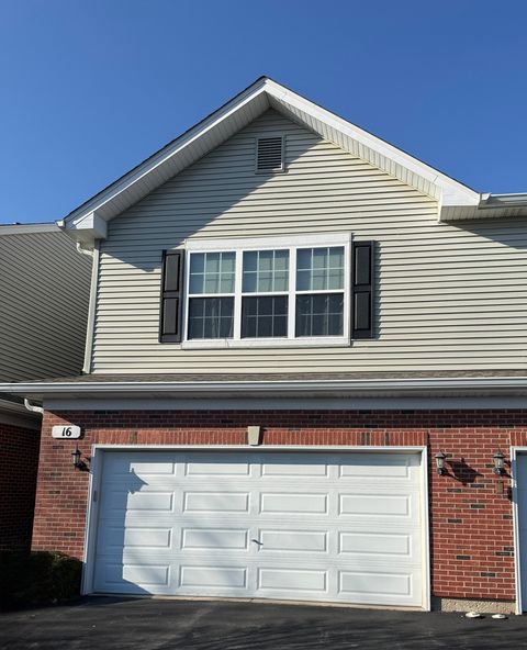 Tiny photo for 16 Black Oak Court, Bolingbrook, IL 60490 (MLS # 12596494)