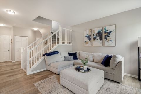 Tiny photo for 16 Black Oak Court, Bolingbrook, IL 60490 (MLS # 12596494)
