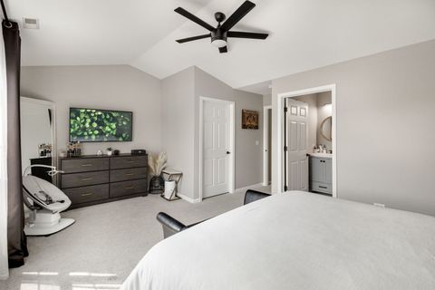 Tiny photo for 16 Black Oak Court, Bolingbrook, IL 60490 (MLS # 12596494)