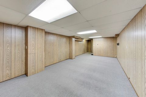 Tiny photo for 812 W Whiting Lane, Arlington Heights, IL 60004 (MLS # 12484045)