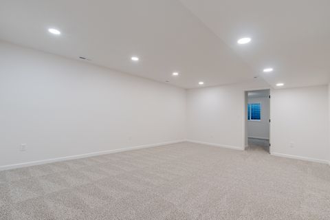 Tiny photo for 2 Bucktown Court, Bloomington, IL 61705 (MLS # 12322859)