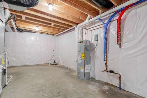 Tiny photo for 2 Bucktown Court, Bloomington, IL 61705 (MLS # 12322859)